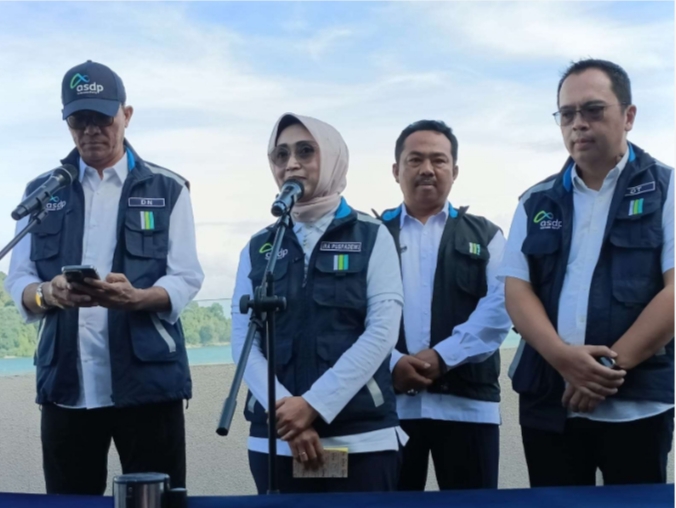 Dirut ASDP Indonesia Ferry Persero Ira Puspadewi saat Closing Statement angkutan lebaran 2024, Selasa 9/4/2024. (Foto : TIMESLINES INEWS/Heru Nurhadiyansyah)