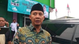 Bakal calon Wali Kota Serang Wahyu Nurjamil menyatakan mundur dari kontestasi Pilkada Kota Serang 2024. (Foto: TLii/Heru)