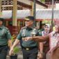 Mayor Jenderal TNI Niko Fahrizal, M.Tr.(Han)., melakukan kunjungan kerja ke SMP Negeri 1 Banda Aceh untuk meninjau langsung perkembangan pembangunan fasilitas sekolah pada Senin (02/09/2024).