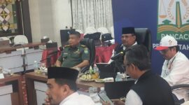 Kolonel Inf Drs. Alim Bahri, mewakili Pangdam IM mendampingi Penjabat (Pj.) Gubernur Aceh, Dr. H. Safrizal ZA, M.Si, dalam rapat virtual bersama Deputi Bidang Protokol, Pers, dan Media Sekretariat Presiden. Selasa (03/09/2024),