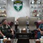Mayor Jenderal TNI Niko Fahrizal M. Tr (Han), menerima audiensi dari Komandan Gugus Keamanan Laut Laksamana Pertama TNI Anug Sutanto, S.Sos., M.Si., M.Han., di ruang kerjanya pada Kamis (05/09/24).
