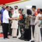 Pesawat Kepresidenan dengan tipe BBJ-2 nomor registrasi A-001 yang membawa Presiden dan Ibu Negara beserta rombongan mendarat di Bandara Sultan Iskandar Muda pada pukul 10.15 WIB.(09/09/2024).
