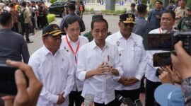 Presiden Republik Indonesia, Ir. H. Joko Widodo, melakukan kunjungan dalam rangkaian kunjungan kerjanya ke Rumah Sakit Umum Daerah (RSUD) dr. Zainoel Abidin di Kota Banda Aceh pada hari ini. Senin (09/09/24) siang.