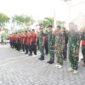  Kolonel Arm Arif Darmawan, S.Sos., beserta personel Kodam Iskandar Muda melaksanakan kegiatan pembersihan di menara Masjid Jami' Baiturrahim, Ulee Lheue, Banda Aceh, pada Rabu (11/09/24).