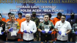 Mayor Jenderal TNI Niko Fahrizal, M.Tr. (Han), menghadiri konferensi pers yang digelar oleh Badan Narkotika Nasional Provinsi (BNNP) Aceh Selasa (17/09/24).