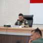  Mayor Jenderal TNI Niko Fahrizal, M. Tr. (Han) memimpin rapat persiapan untuk menyusun Rangkaian Kegiatan HUT TNI Ke-79, Hari Juang TNI AD Ke-79, Hari Infanteri Ke-76, Peringatan HUT Ke-68 Kodam Iskandar Muda,  Rabu (25/09/24).