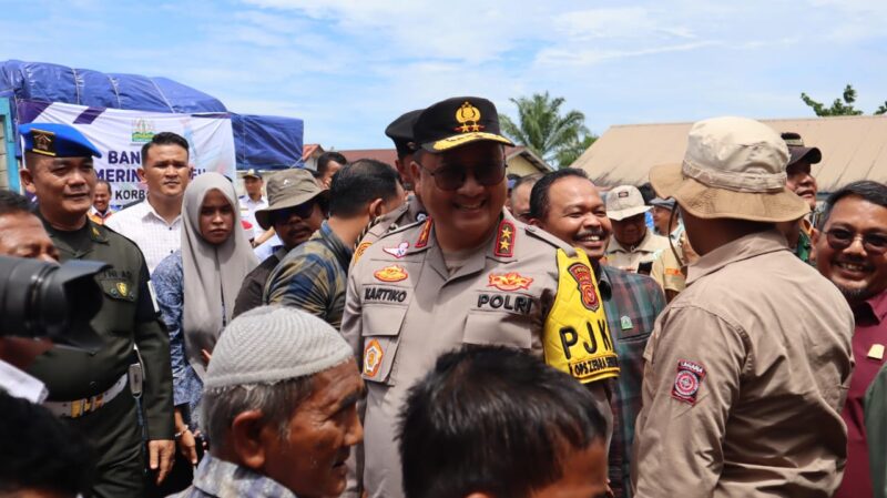Kapolda Aceh Tinjau Langsung Lokasi Banjir di Tamiang
