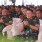 Mayor Jenderal TNI Niko Fahrizal, M.Tr.(Han)., didampingi Ketua Persit Kartika Chandra Kirana (KCK) Daerah IM, Ny. Eva Niko Fahrizal, menghadiri pengarahan dari Kepala Staf Angkatan Darat (Kasad) Jenderal TNI Maruli Simanjuntak, M.Sc., di Makorem 011/Lilawangsa, Kota Lhokseumawe, pada Rabu (8/1/2025)