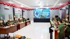 Brigjen TNI Ayi Supriatna, S.I.P., M.M., secara resmi membuka Rapat Penyusunan Rencana Tindakan Menghadapi Kontijensi (Rentinkon) Kodam IM Tahun 2026, yang digelar di Aula Cut Nyak Dien Bekangdam IM pada Senin (10/02/2025).
