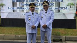 Bupati dan Wakil Bupati Pidie Jaya Periode 2025-2030, Sibral Malasyi dan Hasan Basri Menghadiri Acara Pelantikan oleh Presiden Prabowo Subianto  Kamis, 20 Februari 2025, di Istana Negara, Jakarta Pusat.foto.(Fb Tgk.Abi Fahmi)