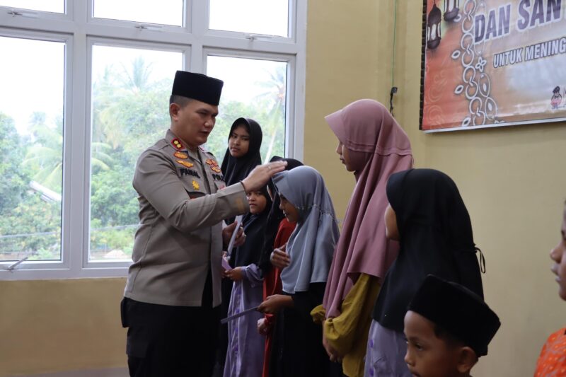 Polres Pidie Jaya Tebar Kepedulian: Binrohtal, Santunan Yatim, dan Tausiyah untuk Tahanan