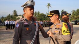 Kapolres Pidie Jaya Pimpin Apel Gelar Pasukan Operasi Keselamatan Seulawah 2025 di halaman Mapolres Pidie Jaya Senin (10/02/2025.(foto.Ist)