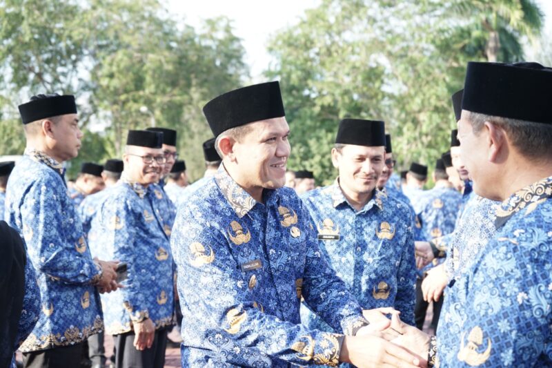 Wagub Fadhlullah Pimpin Apel Perdana di Kantor Gubernur Aceh