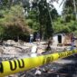 Sat Reskrim Polres Aceh Selatan bersama Tim Labfor Polda Sumatra Utara Olah TKP Dugaan Pembakaran dan Pengerusakan Rumah.
