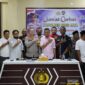 Kapolres Pidie Jaya, AKBP Ahmad Faisal Pasaribu, S.H., S.I.K., M.H., menginisiasi diskusi interaktif bertajuk Jumat Curhat bersama komunitas peduli lingkungan Pijay Gleeh di Aula Polres Pidie Jaya, Jumat (21/2/2025)