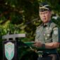 Brigjen TNI Ayi Supriatna, S.I.P., M.M., bertindak sebagai Inspektur Upacara mewakili Pangdam Iskandar Muda, Mayor Jenderal TNI Niko Fahrizal, M.Tr. (Han), dalam Upacara Bulanan yang berlangsung di Lapangan Blang Padang, Kota Banda Aceh, Senin (17/2/2025). 