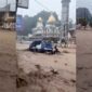 Hujan deras yang mengguyur Kota Parapat, Kabupaten Simalungun, pada Minggu (16/3/2025), mengakibatkan banjir bandang. Luapan Sungai Batu Gaga dan beberapa aliran sungai kecil lainnya merendam rumah-rumah warga di sekitarnya.