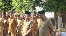 Bupati dan Wakil Bupati Pidie Jaya, Pimpin Apel mengawali hari pertama  di lingkungan Pemkab Pidie Jaya pada Selasa (08/04/2025) foto.Ist