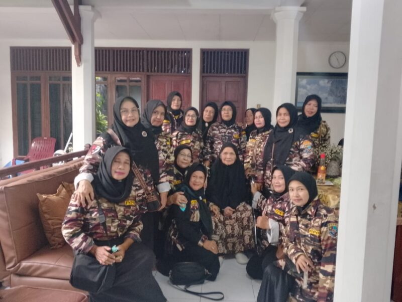 Semangat Kartini di Tanah Rencong: Wanita FKPPI Aceh Anjangsana ke Tokoh Perempuan Armiati Hasby