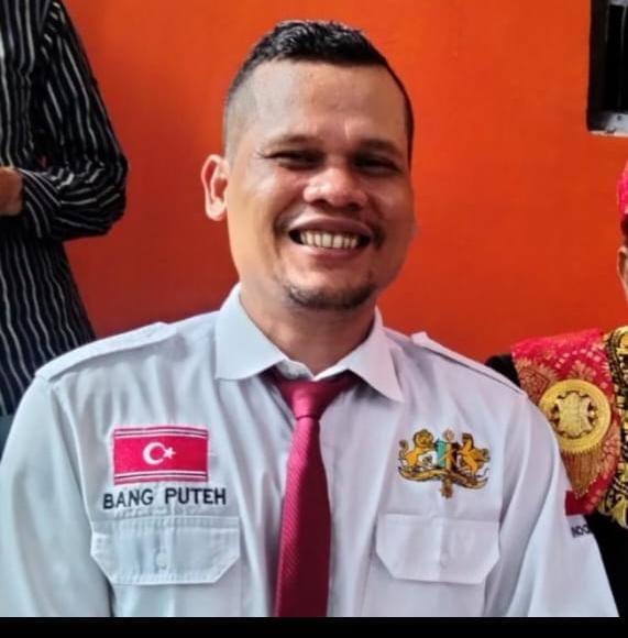 Bang Puteh Ketua MRA Majelis Rakyat Aceh