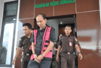  Kejaksaan Negeri (Kejari) Kabupaten Donggala menetapkan satu orang tersangka dalam dugaan tindak pidana korupsi proyek peningkatan ruas jalan di Desa Mbulava, Kecamatan Rio Pakava, Kabupaten Donggala, Sulawesi Tengah. Kerugian negara akibat dugaan korupsi ini diperkirakan mencapai Rp500 jut