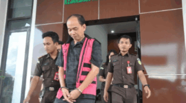  Kejaksaan Negeri (Kejari) Kabupaten Donggala menetapkan satu orang tersangka dalam dugaan tindak pidana korupsi proyek peningkatan ruas jalan di Desa Mbulava, Kecamatan Rio Pakava, Kabupaten Donggala, Sulawesi Tengah. Kerugian negara akibat dugaan korupsi ini diperkirakan mencapai Rp500 jut
