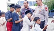 Dirlantas Polda Aceh Salurkan Bingkisan dan Santunan untuk Anak-Anak Terlantar di UPTD Rumoh Seujahtra Aneuk Nanggroe