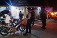  Dalam rangka menjaga situasi kamtibmas tetap kondusif, Polres Poso menggelar patroli gabungan skala besar di wilayah Kota Poso dan sekitarnya pada Kamis (22/5/2025) malam.