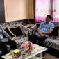 Kantor Wilayah Kementerian Hukum dan HAM Sulawesi Tengah (Kemenkumham Sulteng) terus mendorong penguatan tata kelola pemerintahan berbasis hukum di daerah, salah satunya melalui peningkatan nilai Indeks Reformasi Hukum (IRH). Langkah ini menjadi fokus dalam pertemuan strategis antara Kepala Divisi Peraturan Perundang-Undangan dan Pembinaan Hukum Kemenkumham Sulteng, Sopian, dengan Wakil Bupati Poso, Soeharto Kandar.