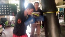 Menjelang gelaran Pra-PORA (Pekan Olahraga Aceh) yang akan dilangsungkan di Kota Banda Aceh pada 6–13 Juli 2025, tim atlet boxing dari DJBC Gampong Bayu, Kecamatan Darul Imarah, Aceh Besar jumat (27/6/2025).

