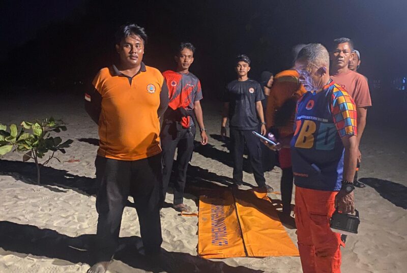 Satu dari Dua Anak Tenggelam di Pantai Lhoknga Ditemukan Meninggal Dunia
