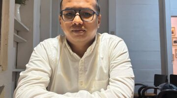 Khalisni S.IP., MPA Akademidisi bidang Politik Kebijakan Publik FISIP . USK