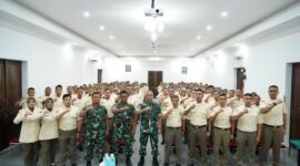 sebanyak 156 orang lulusan Aparatur Sipil Negara Angkatan Darat (ASN AD) Tahun Anggaran 2024 dalam sebuah kegiatan yang berlangsung pada Kamis (19/6/2025), bertempat di Markas Ajendam IM, Banda Aceh.