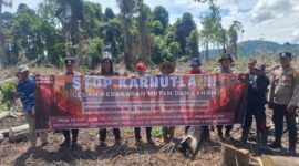 Patroli Cegah Karhutla, Polsek Kluet Selatan Bersama FKL Edukasi Pemilik Lahan