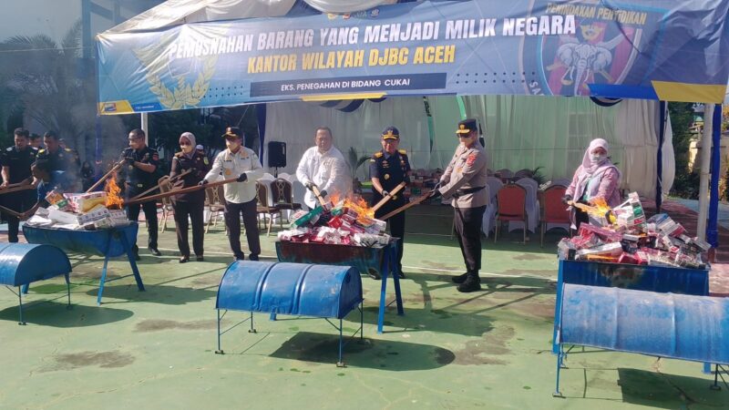 Bea Cukai Aceh Musnahkan 248 Ribu Batang Rokok Ilegal Senilai Rp365 Juta