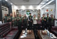 Mayor Jenderal TNI Niko Fahrizal, M.Tr.(Han), menerima kunjungan audiensi dari Pengurus Wilayah Serikat Mahasiswa Muslimin Indonesia (SEMMI) Aceh di ruang kerja Pangdam IM, Selasa (1/7/25)