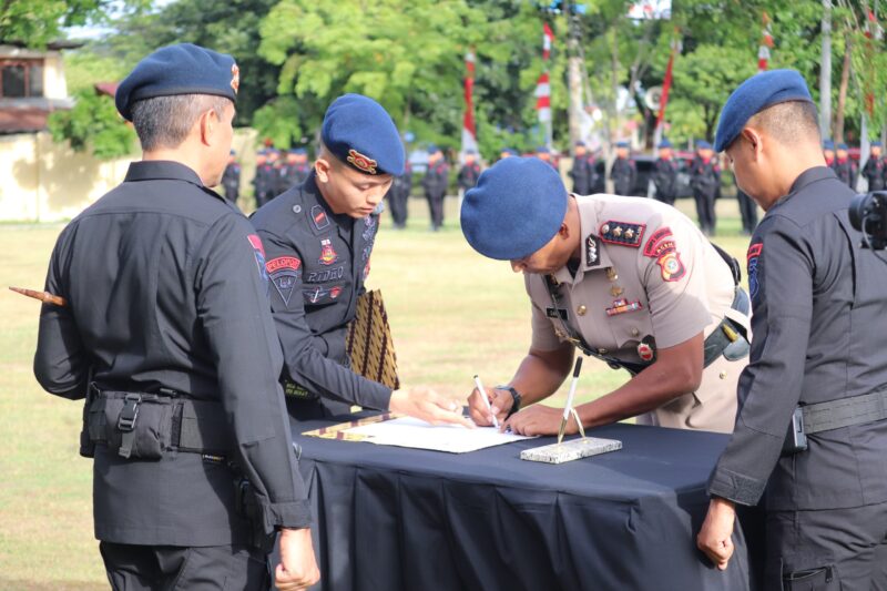 Upacara Penyerahan Jabatan Wakil Komandan Satuan (Wadansat) Brimob Polda Aceh secara resmi dan penuh khidmat, Selasa, 08 Juli 2025.