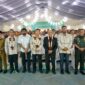  Mayor Jenderal TNI Niko Fahrizal, M.Tr.(Han), bersama jajaran Forum Koordinasi Pimpinan Daerah (Forkopimda) Aceh, menyambut kedatangan tokoh nasional sekaligus pendiri Arsari Group, Hashim Sujono Djojohadikusumo, di Bandara Cut Nyak Dhien, Kabupaten Nagan Raya, Selasa pagi (8/7/2025). 