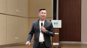 Commercial Relationship Manager BSI Aceh, Atikah Arum, menyampaikan apresiasi atas dukungan masyarakat Aceh dalam Perkuat Digitalisasi Produk Syariah BSI.