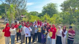 Hari Kemerdekaan, Anak-anak Ujong Batee Dapat Akta Kelahiran.(Foto:Ist)
