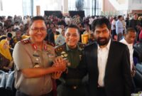 Mayor Jenderal TNI Niko Fahrizal, M.Tr.(Han)., menghadiri acara peringatan 20 tahun Hari Damai Aceh yang berlangsung khidmat di Bale Meuseraya Aceh (BMA), Jumat (15/8/2025). 