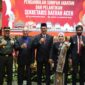 Mayor Jenderal TNI Niko Fahrizal, M.Tr.(Han)., menghadiri acara Pengambilan Sumpah Jabatan dan Pelantikan Sekretaris Daerah (Sekda) Aceh, M. Nasir, S.I.P., M.P.A., yang dipimpin langsung oleh Gubernur Aceh Muzakir Manaf di Gedung Anjong Mon Mata, Kompleks Pendopo Gubernur Aceh,Jumat (15/8/2025) sore.