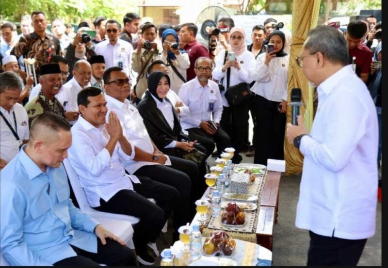 Satgas KDMP Gelar Rapat di Aceh, Wagub dan Zulhas Sepakat Koperasi Desa Jadi Ujung Tombak Ketahanan Panganan 18 September2025