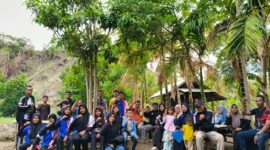 Keluarga Besar PERISAI PUTIH ATJEH Tauring bersama ke bukit siron.
