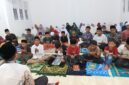 Siswa- Siswi sedang baca yasin di bimbing oleh Wali Asuh, Kamis (2/10/2025) foto. Dok Jurnalis TLii.