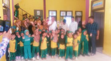 Motivasi Semangat Belajar Siswa, Bupati Aceh Tenggara Salim Fakhry Kunjungi Sekolah