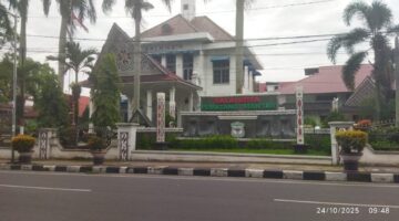 Karir Lagi Naik-Naiknya, Simon Tarigan di Buang Dari Disdik dan Dijadikan Guru SMP Negeri 1, Kurang Apa Pak Wali ?