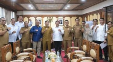 Wagub Fadhlullah Desak Penyelesaian Tol Padang Tiji–Seulimuem, Target Bulan Depan berfungsi