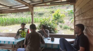 Babinsa Ramil 09/Putri Betung Kodim 0113/Gayo Lues Sambangi Warga untuk Mempererat Tali Silaturahmi