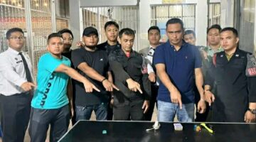 Pimpin Razia Blok Hunian Karutan Tanjung Pura Pastikan Rutan Bebas Dari Hanphone Dan Narkoba